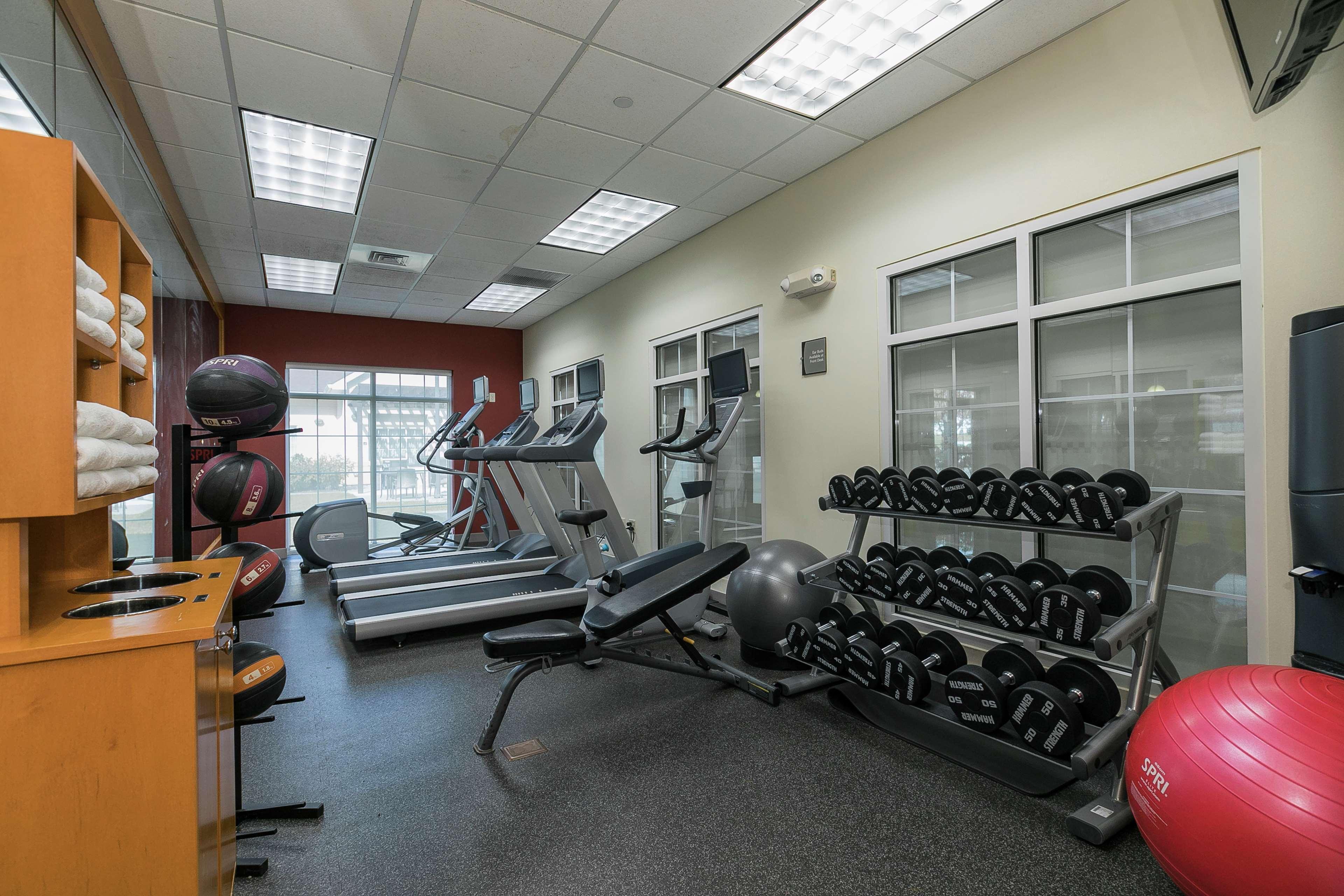 The Homewood Suites By Hilton Ithaca Esterno foto