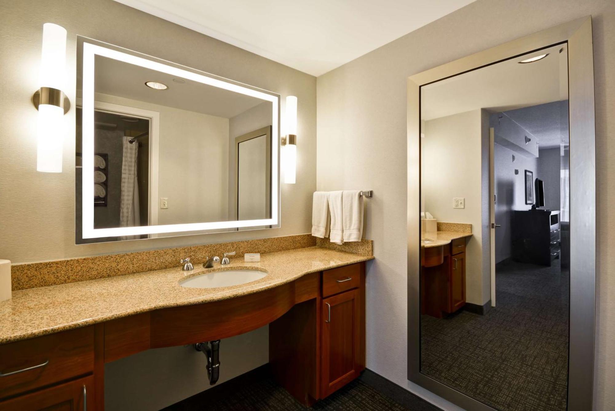 The Homewood Suites By Hilton Ithaca Esterno foto
