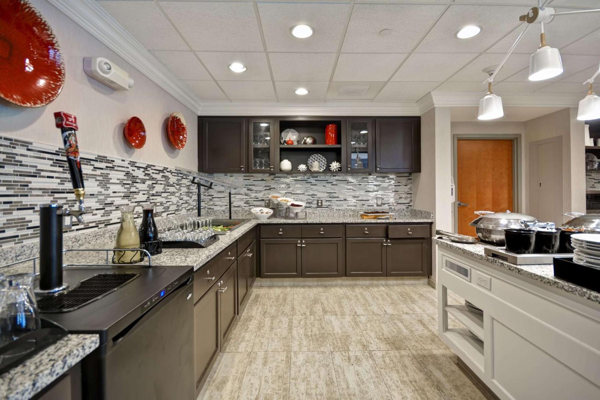 The Homewood Suites By Hilton Ithaca Esterno foto