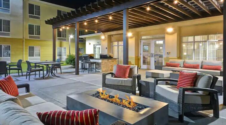 The Homewood Suites By Hilton Ithaca Esterno foto