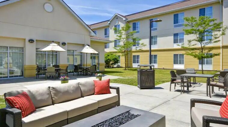 The Homewood Suites By Hilton Ithaca Esterno foto
